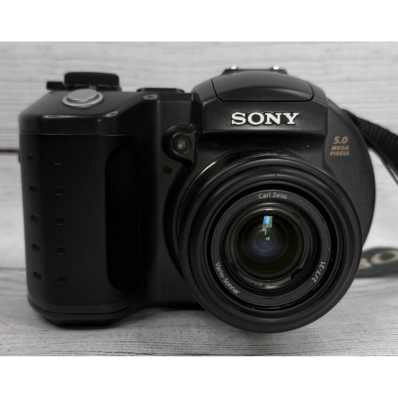 Sony Other - Sony CD Mavica 5MP Digital Camera w/ 3x Optical Zoom MVC-CD500 Disc Error Read